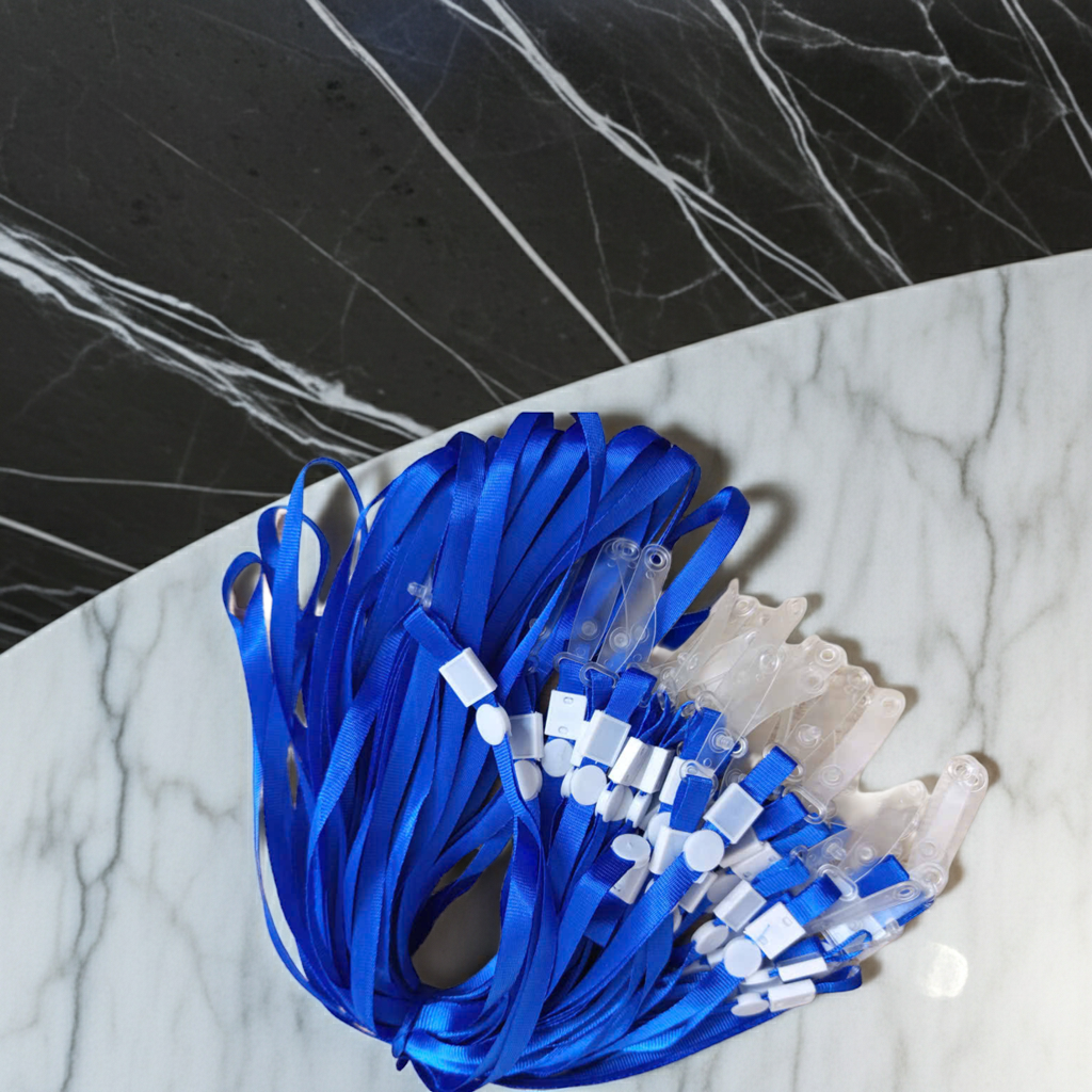 Dây đeo thẻ màu xanh dương